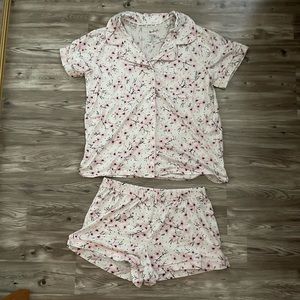 Like New Nine West Floral Pajama Set